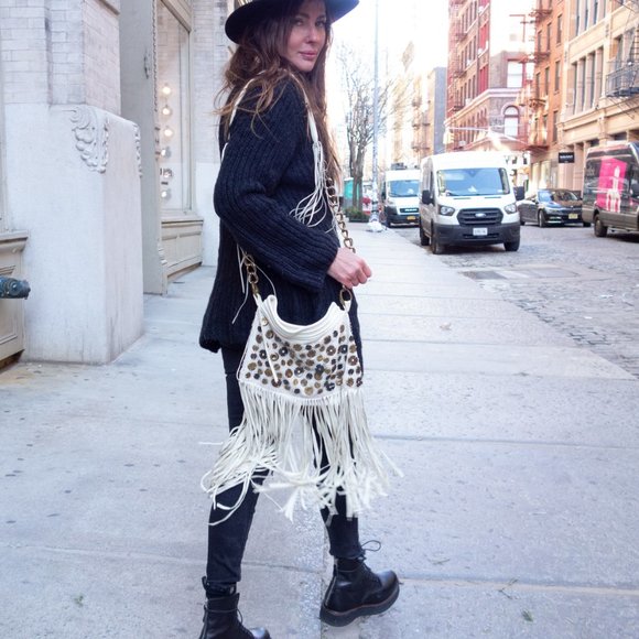 COPY - FREE PEOPLE CECILY BAG in white with leather fringes and antique coins - Picture 7 of 9